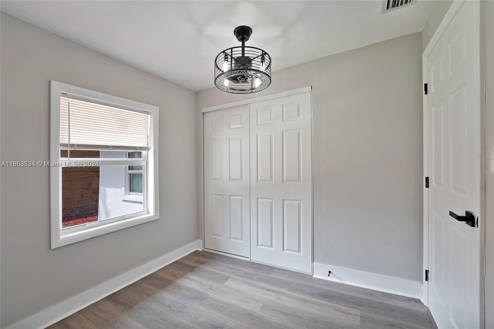BUENA VISTA GARDENS - Residential Lease
