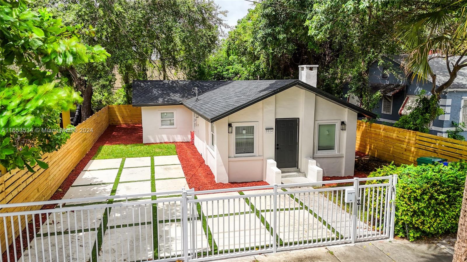 BUENA VISTA GARDENS - Residential Lease