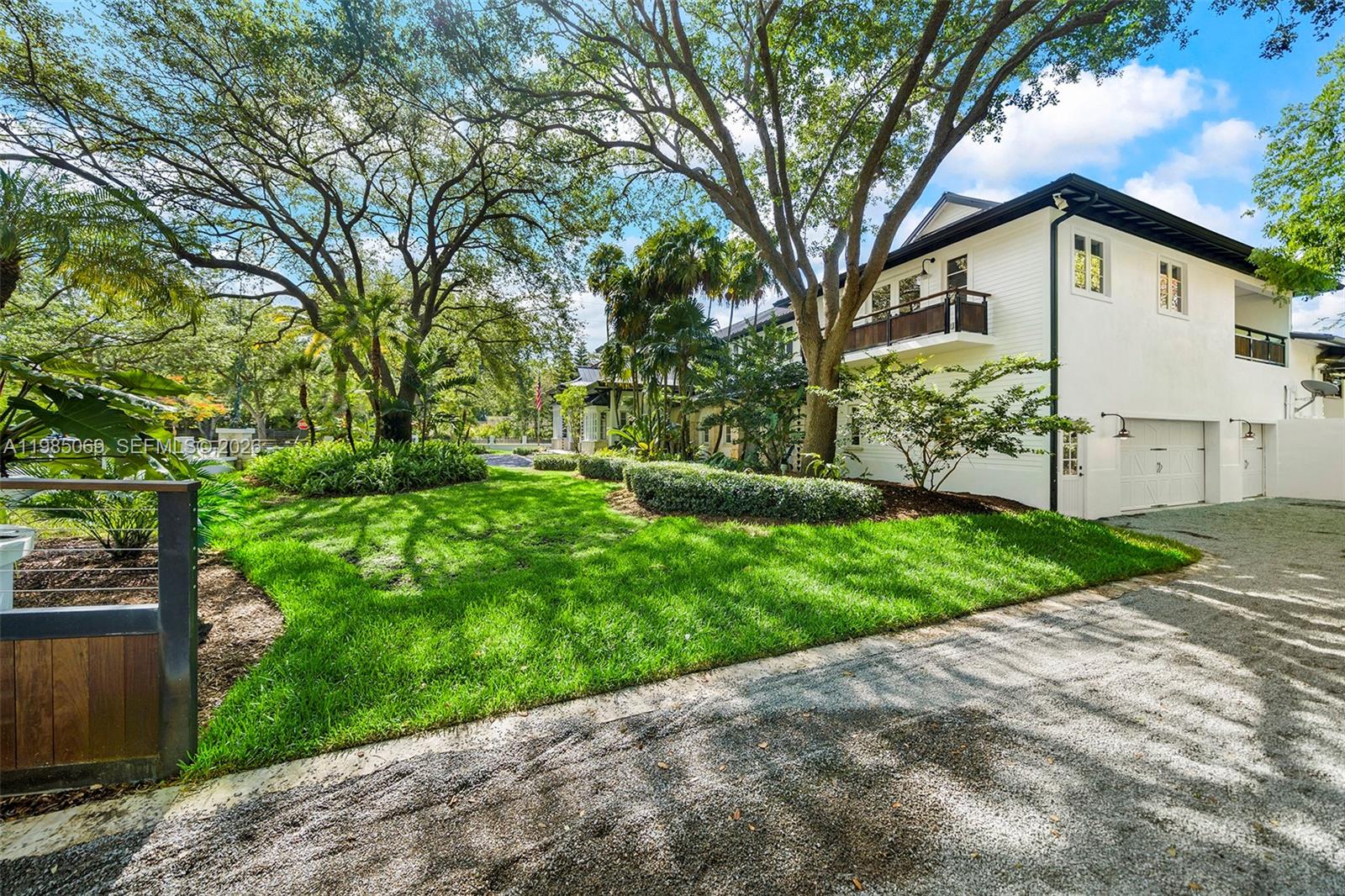 MARTIN BROS LUDLAM ACRES - Residential
