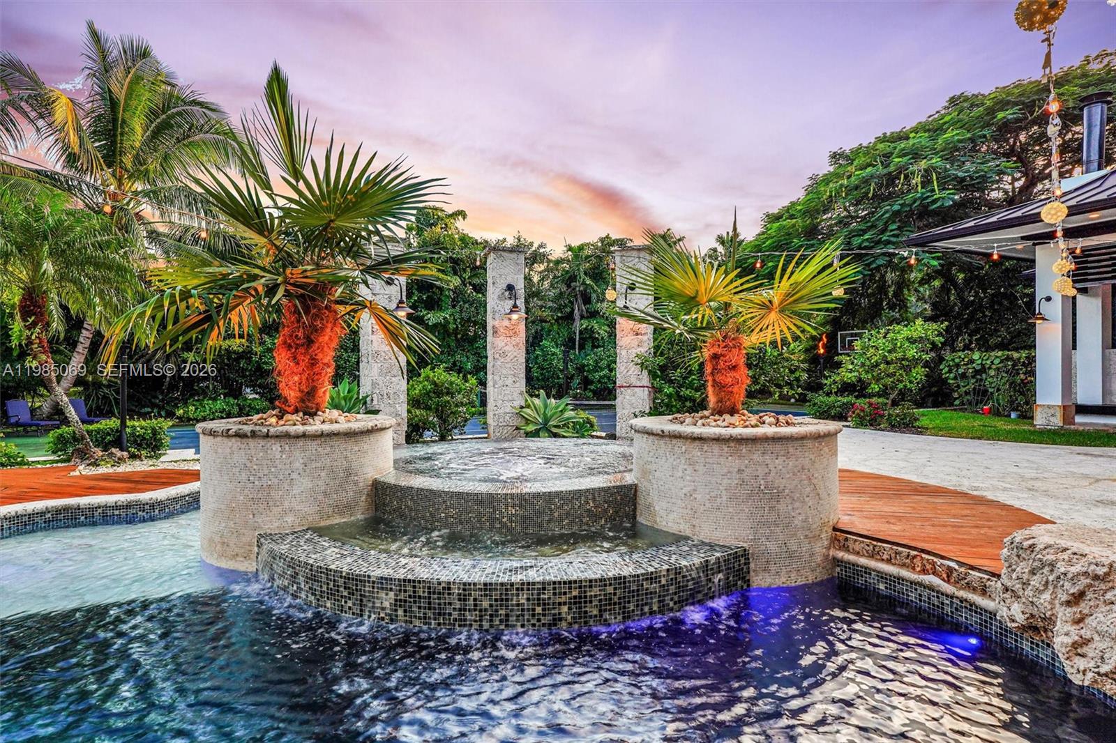MARTIN BROS LUDLAM ACRES - Residential