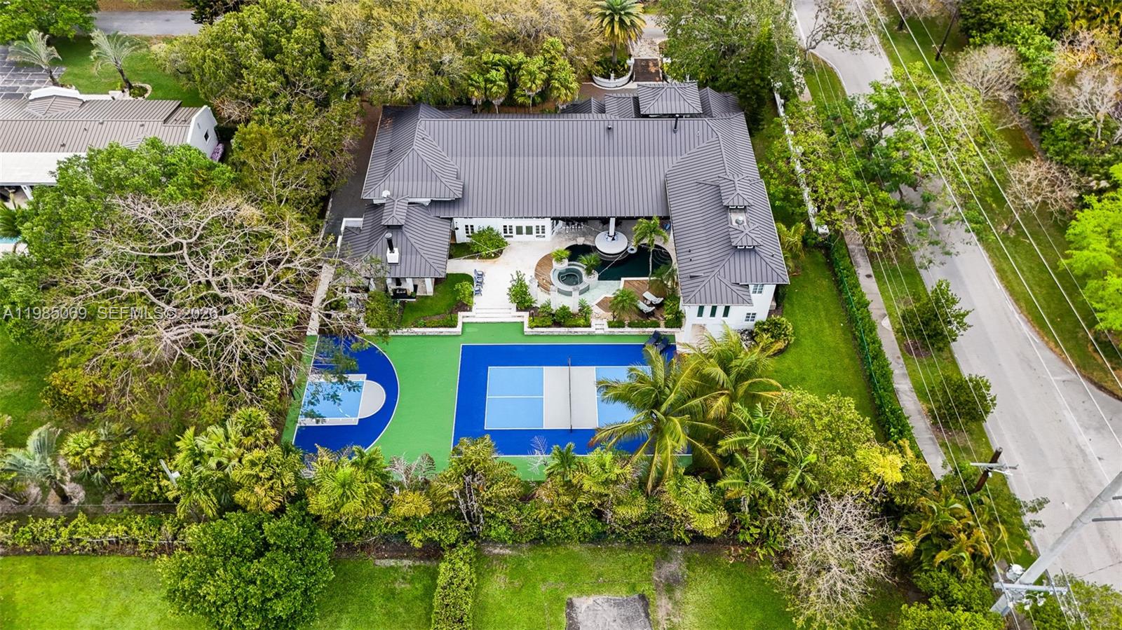 MARTIN BROS LUDLAM ACRES - Residential