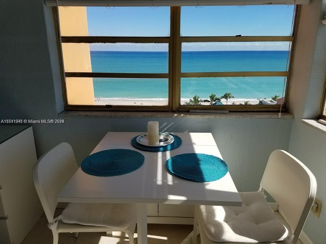 THE AVENTURA BEACH CLUB C - Residential