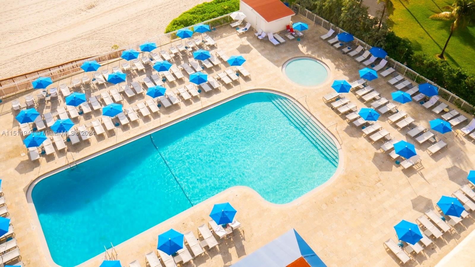 THE AVENTURA BEACH CLUB C - Residential