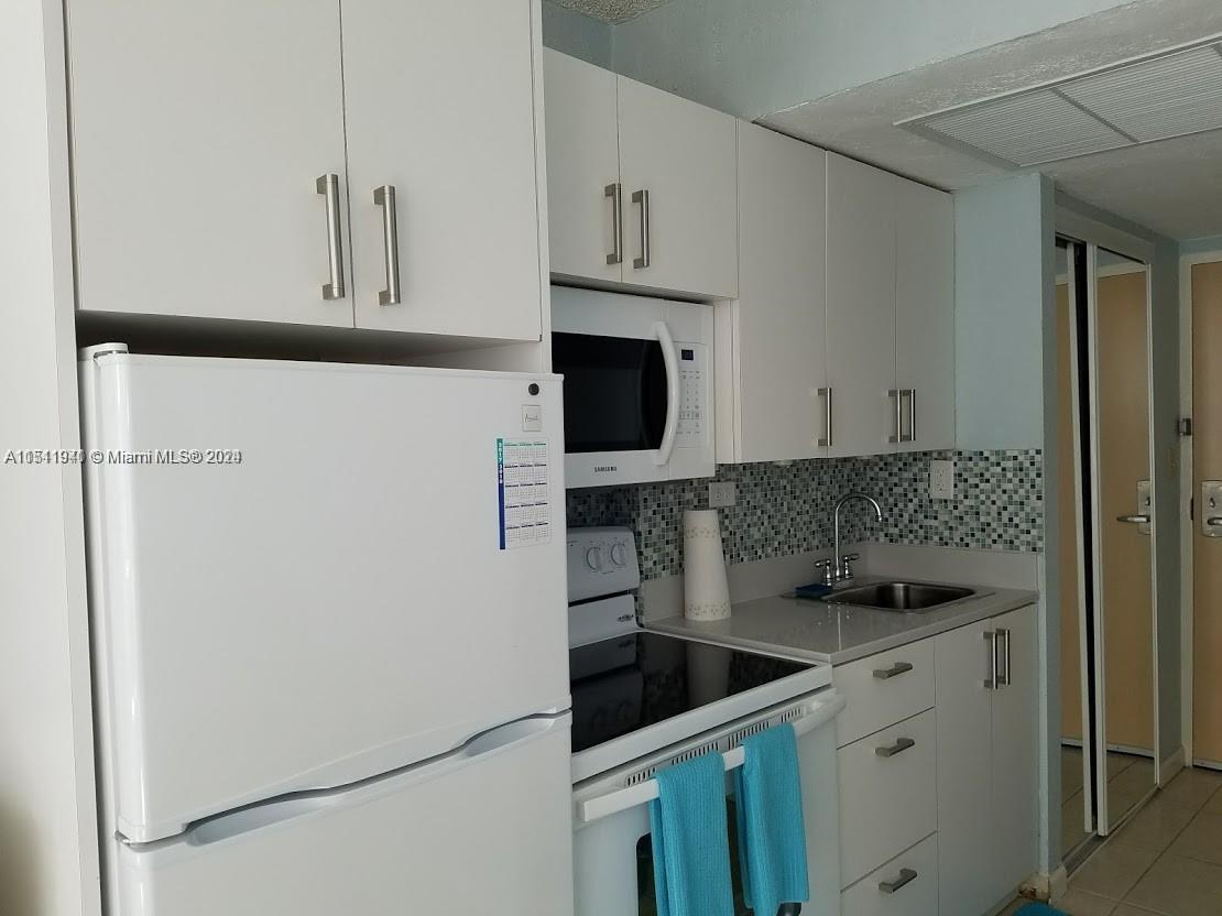 THE AVENTURA BEACH CLUB C - Residential