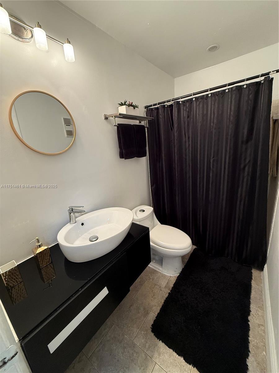 CARMEL AT CALIFORNIA CL C - Residential