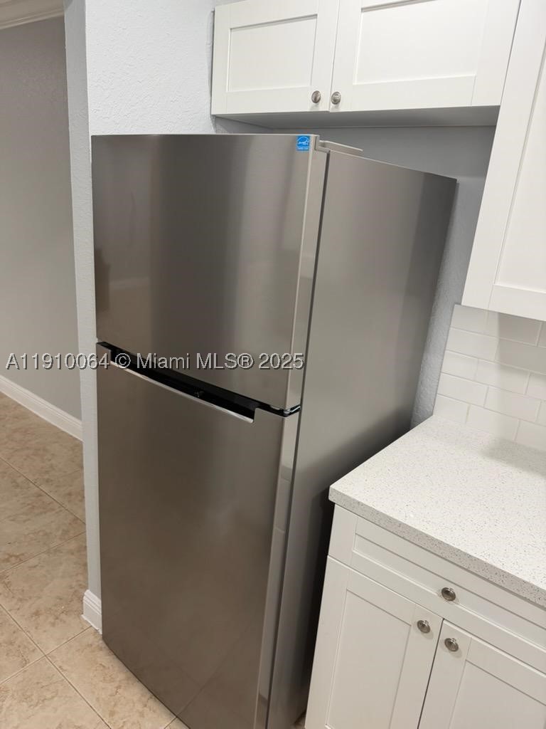CAMBRIDGE CONDO - Residential