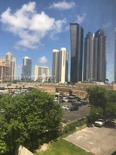 PLAZA OF AMERICAS CONDO P - Residential Lease