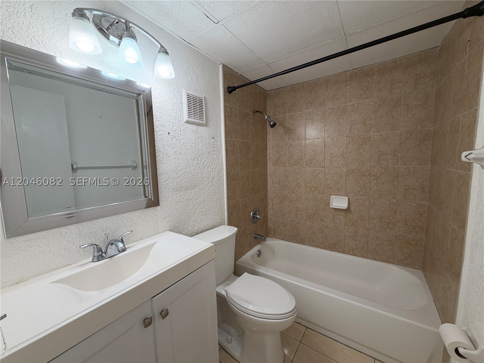 AQUARIUS MIAMI CONDO - Residential Lease