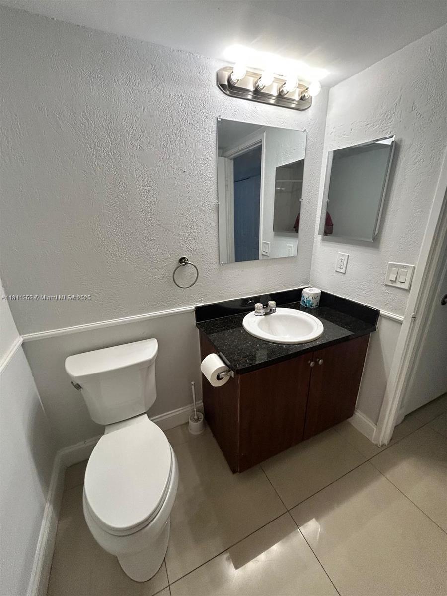 CRESCENT COVE CONDO - Residential Lease
