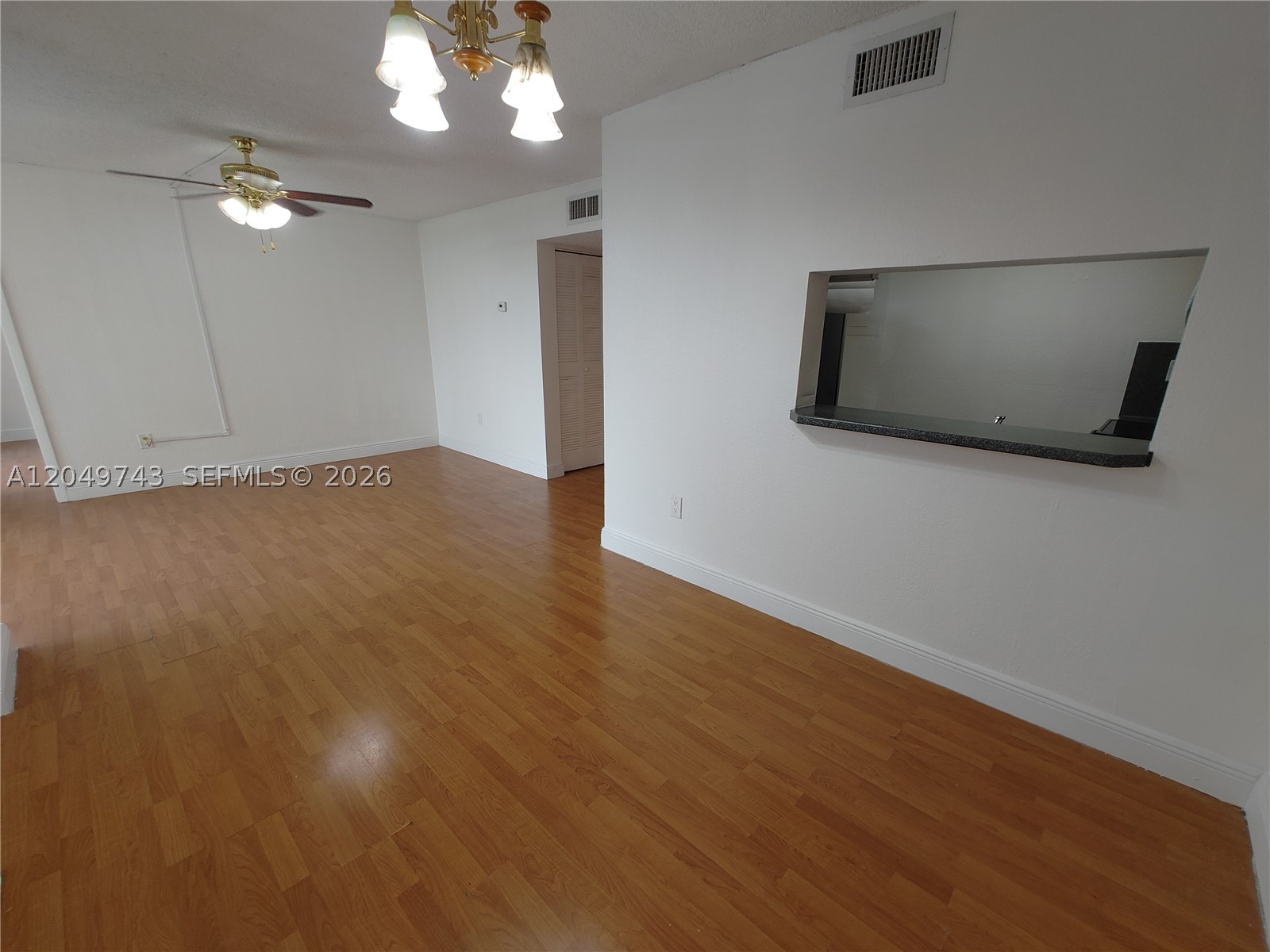 INTERNATIONAL PARK CONDO - Residential Lease