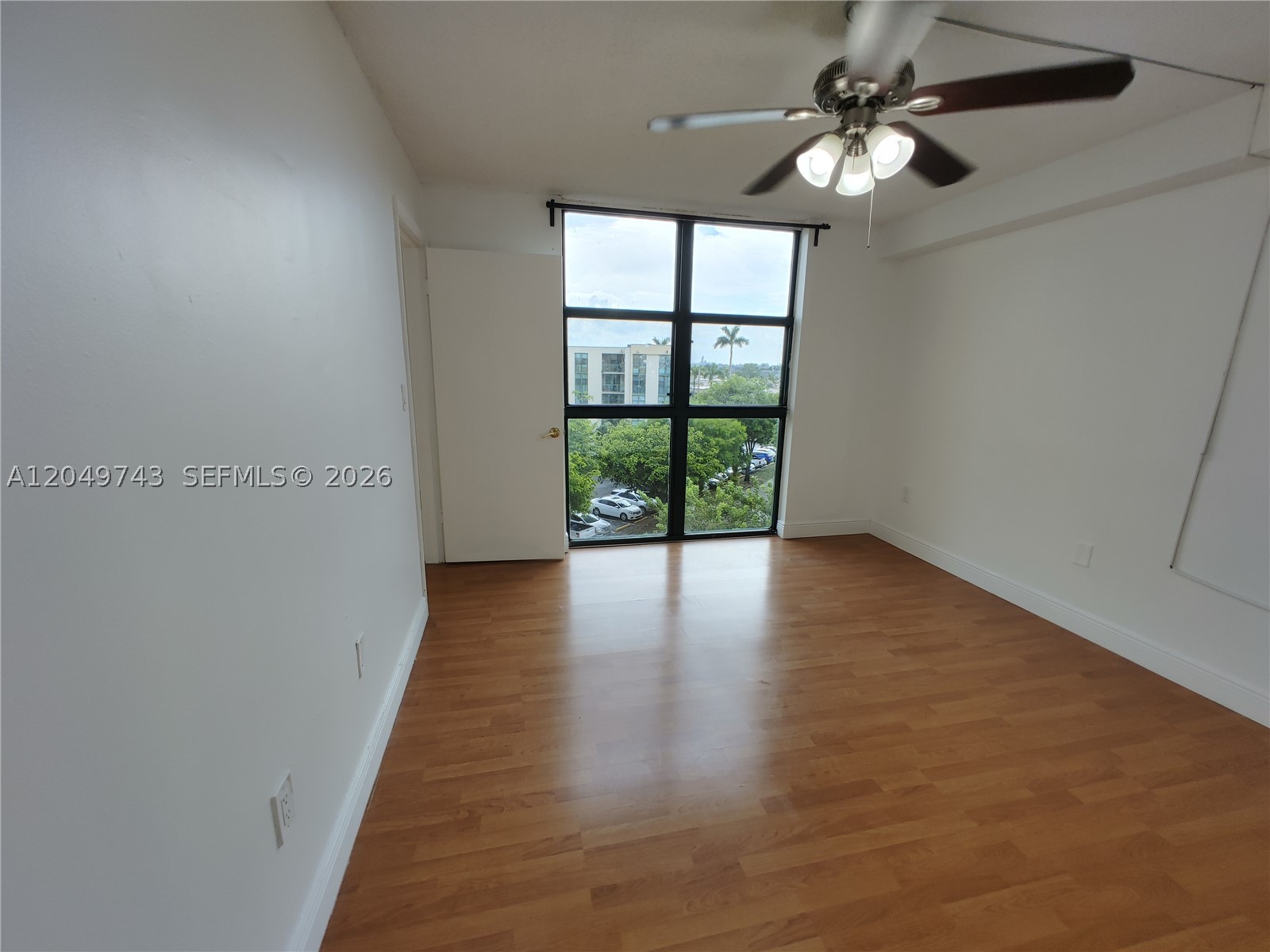 INTERNATIONAL PARK CONDO - Residential Lease