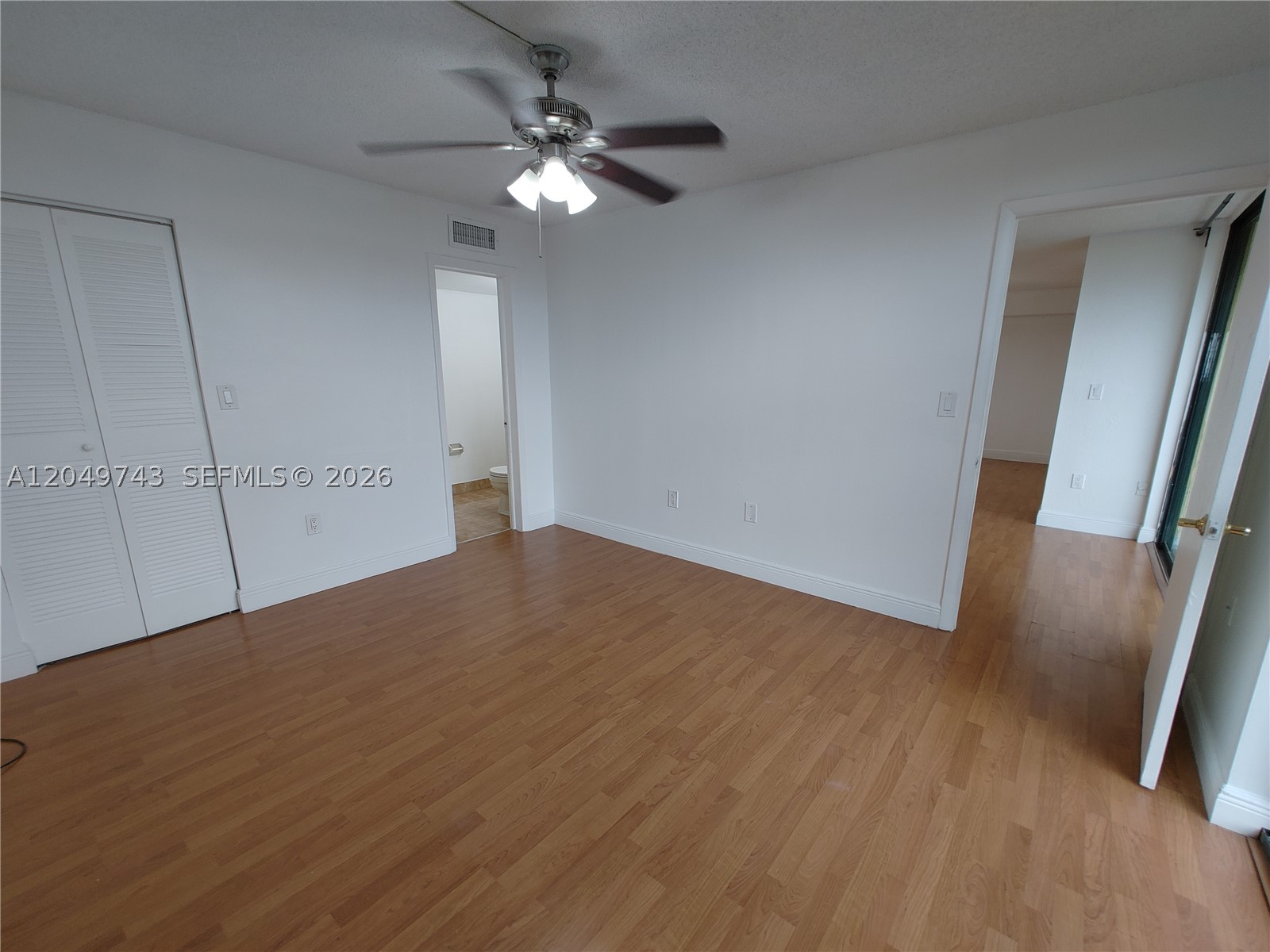 INTERNATIONAL PARK CONDO - Residential Lease