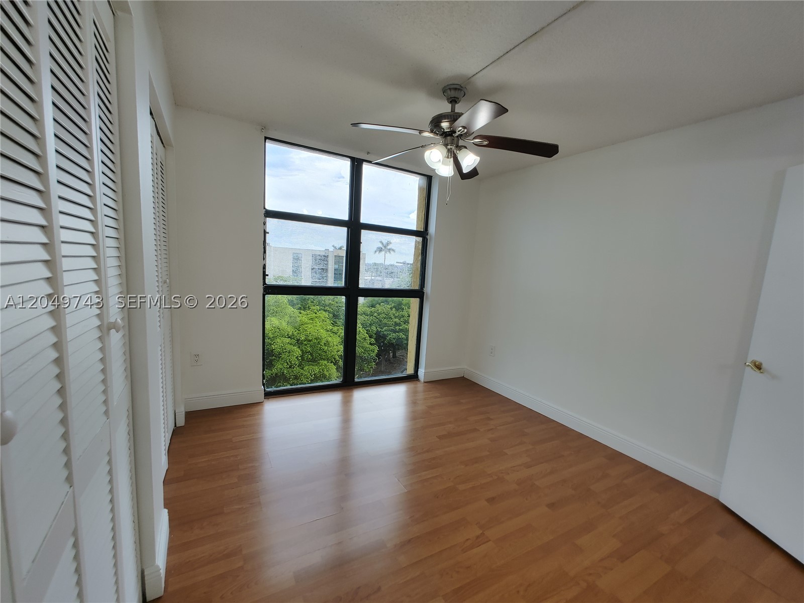 INTERNATIONAL PARK CONDO - Residential Lease