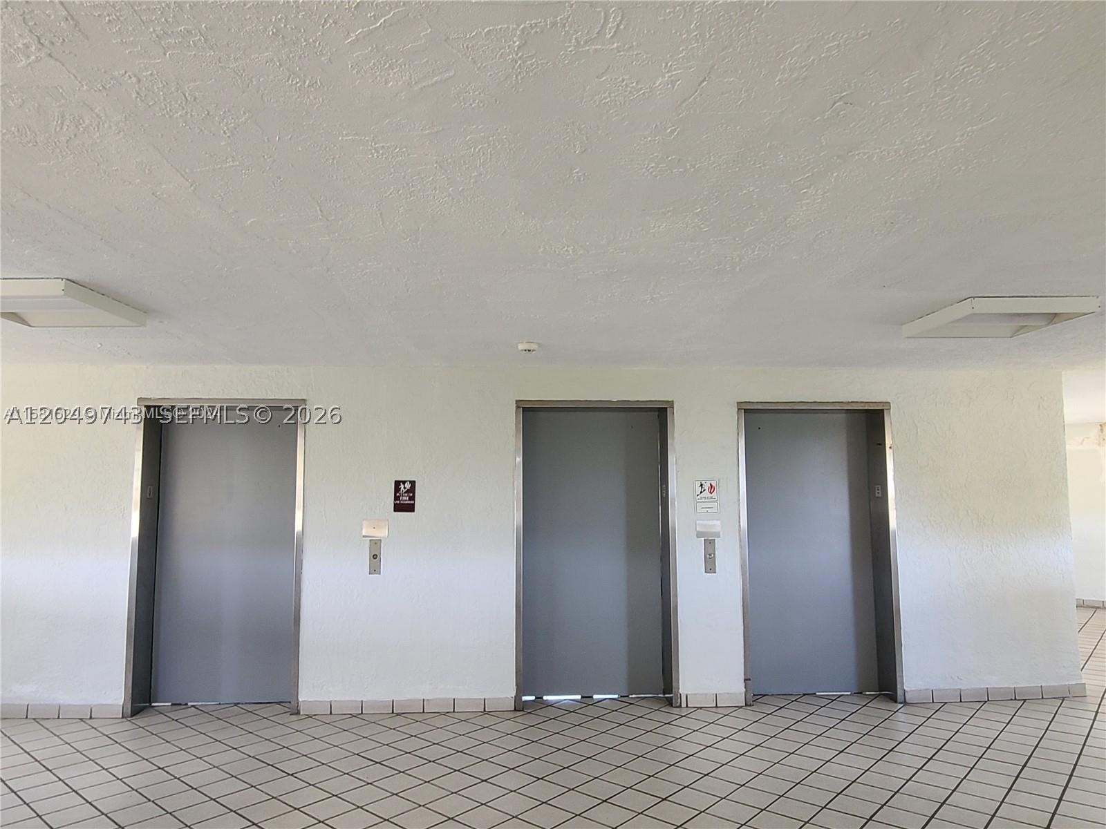 INTERNATIONAL PARK CONDO - Residential Lease