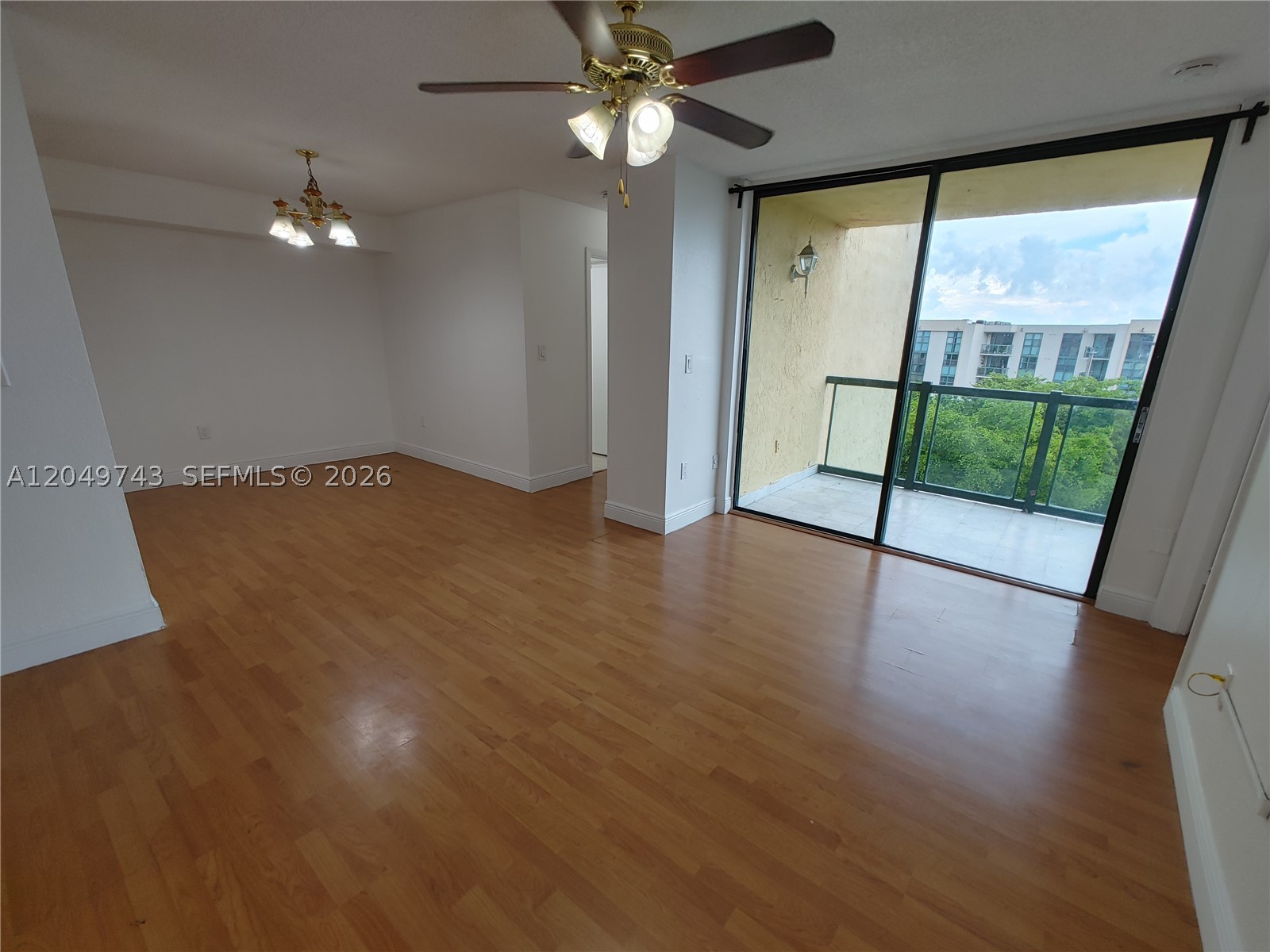 INTERNATIONAL PARK CONDO - Residential Lease