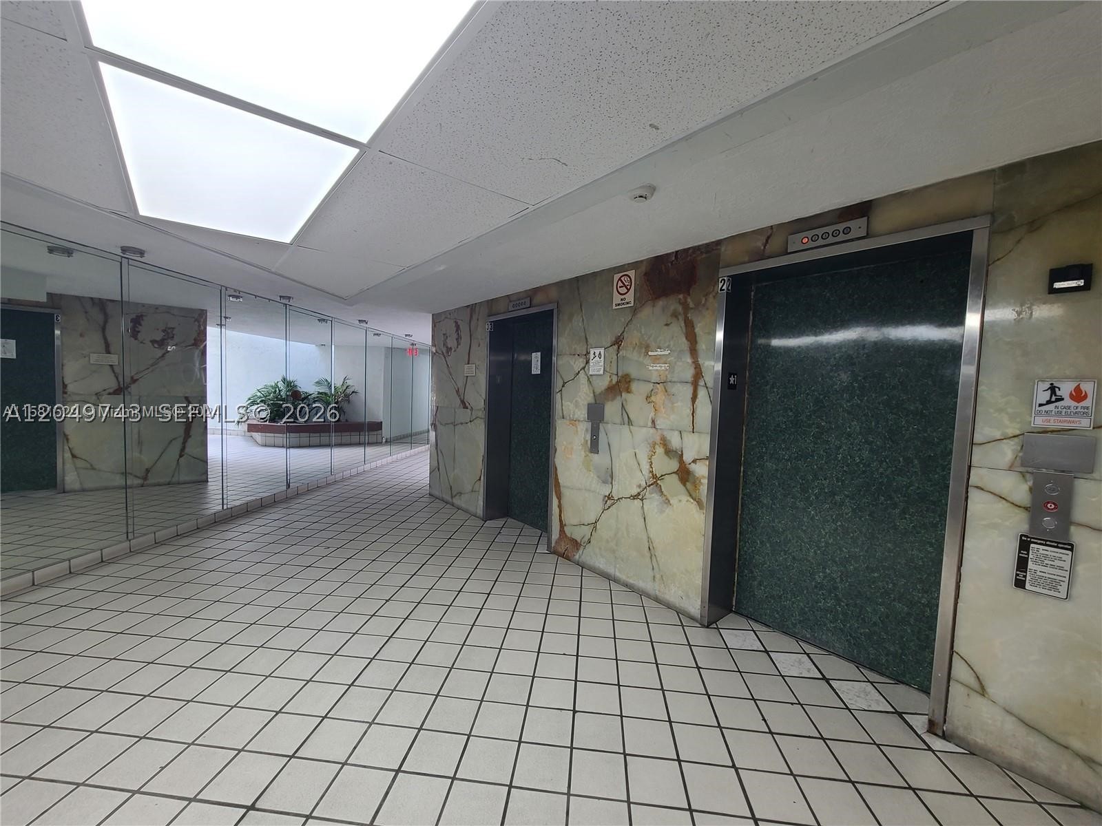 INTERNATIONAL PARK CONDO - Residential Lease