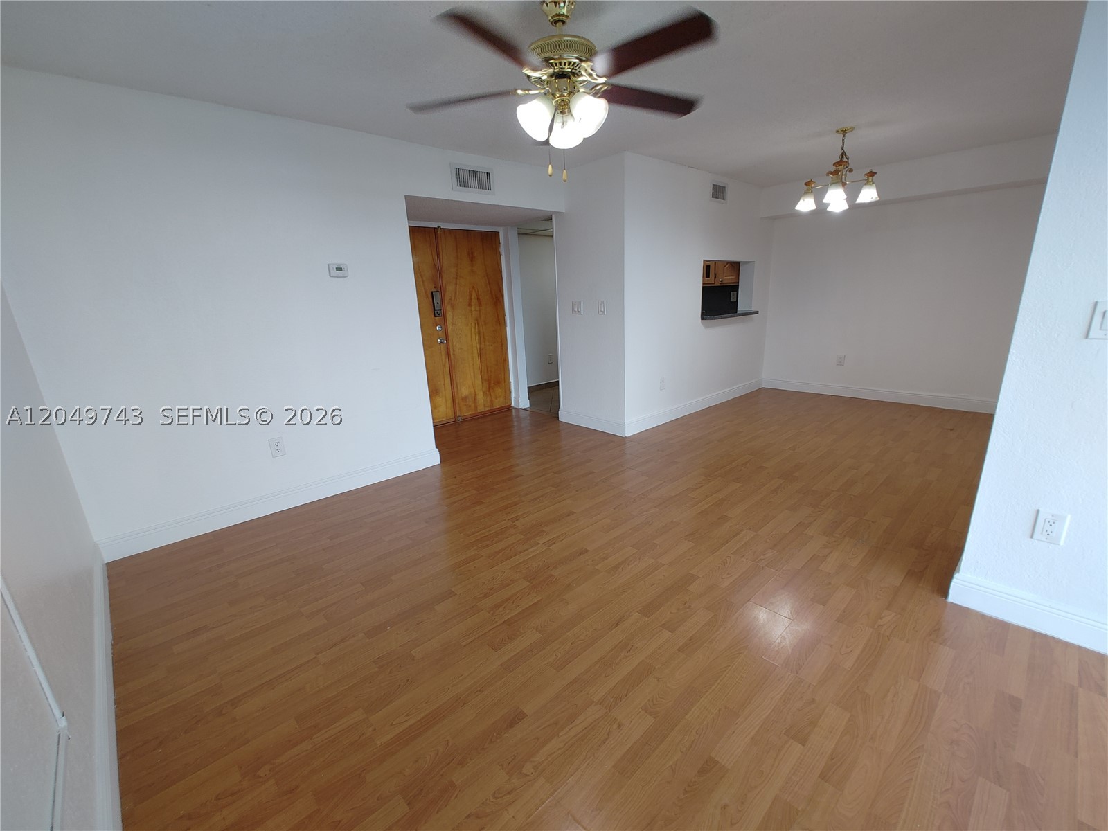 INTERNATIONAL PARK CONDO - Residential Lease