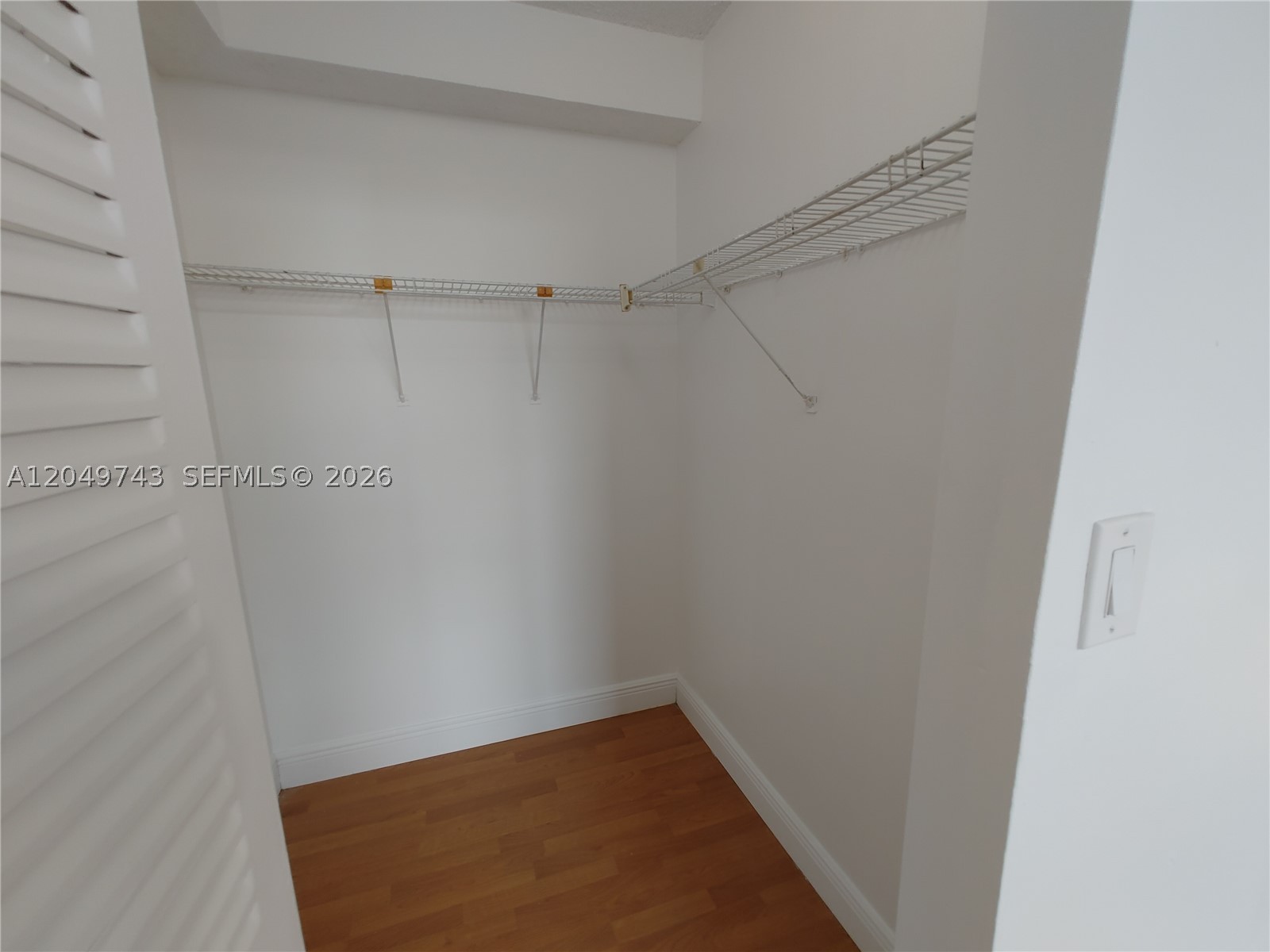 INTERNATIONAL PARK CONDO - Residential Lease