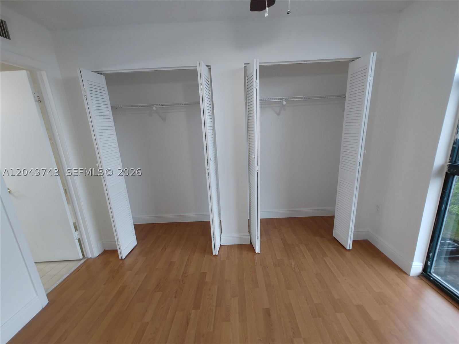 INTERNATIONAL PARK CONDO - Residential Lease