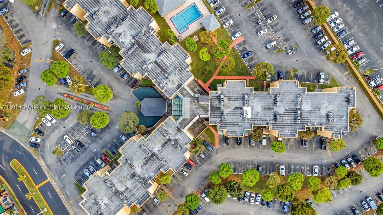 INTERNATIONAL PARK CONDO - Residential Lease
