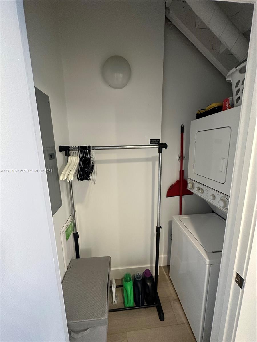 1060 BRICKELL CONDO - Residential Lease