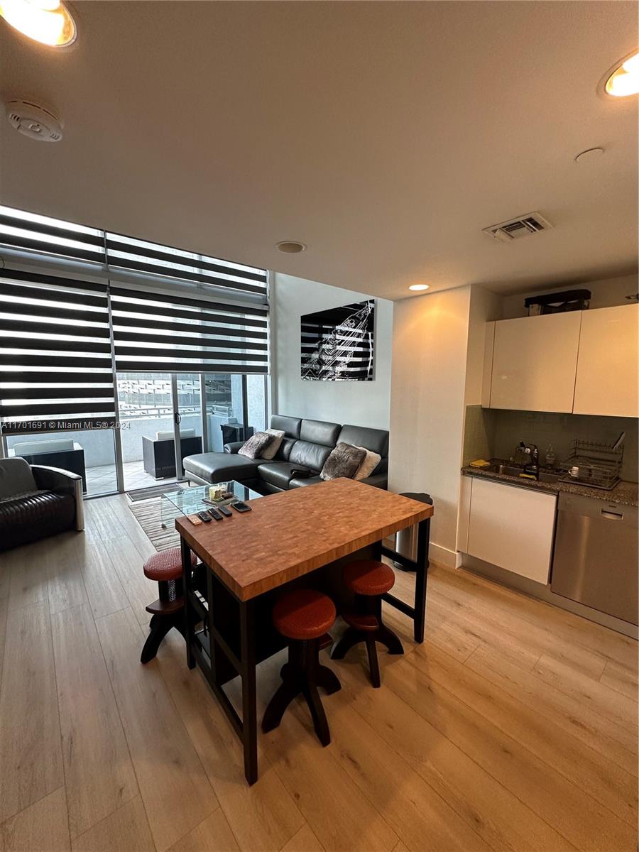 1060 BRICKELL CONDO - Residential Lease
