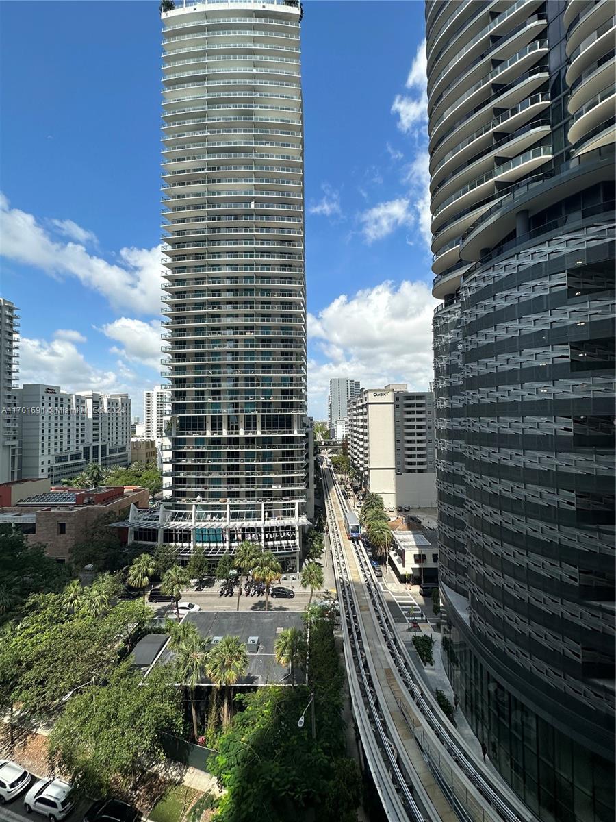 1060 BRICKELL CONDO - Residential Lease