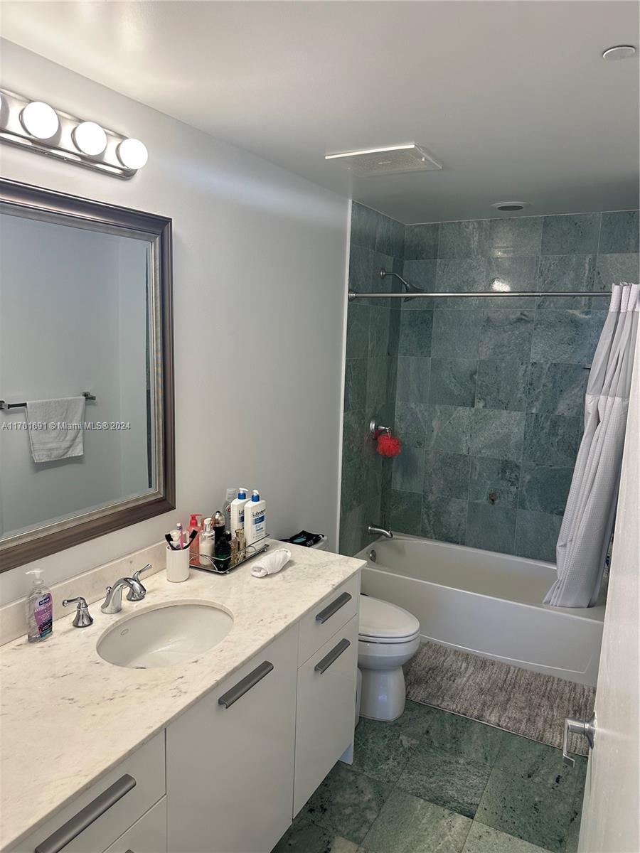 1060 BRICKELL CONDO - Residential Lease