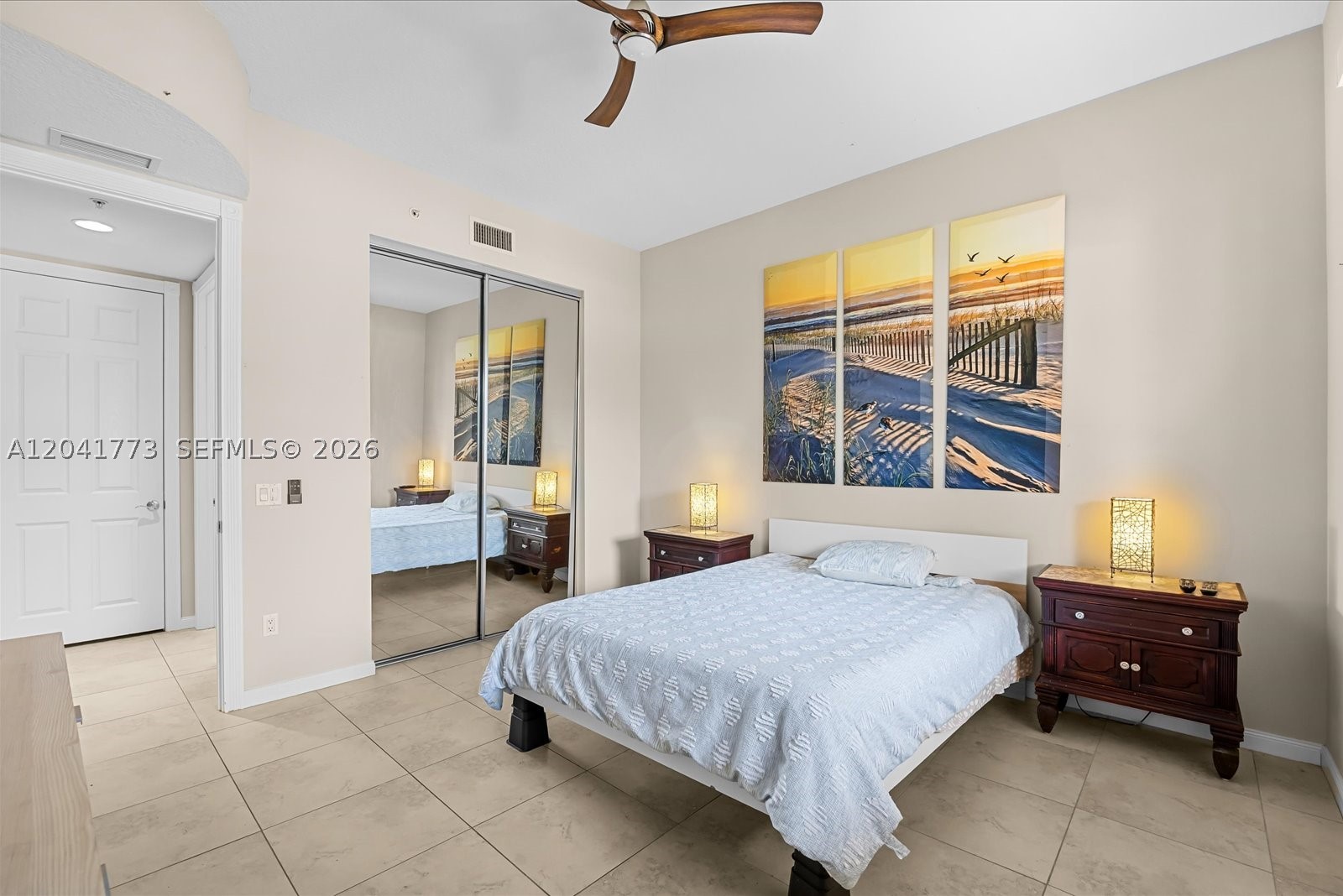 HARBOUR ISLE AT HUTCHINSO - Residential