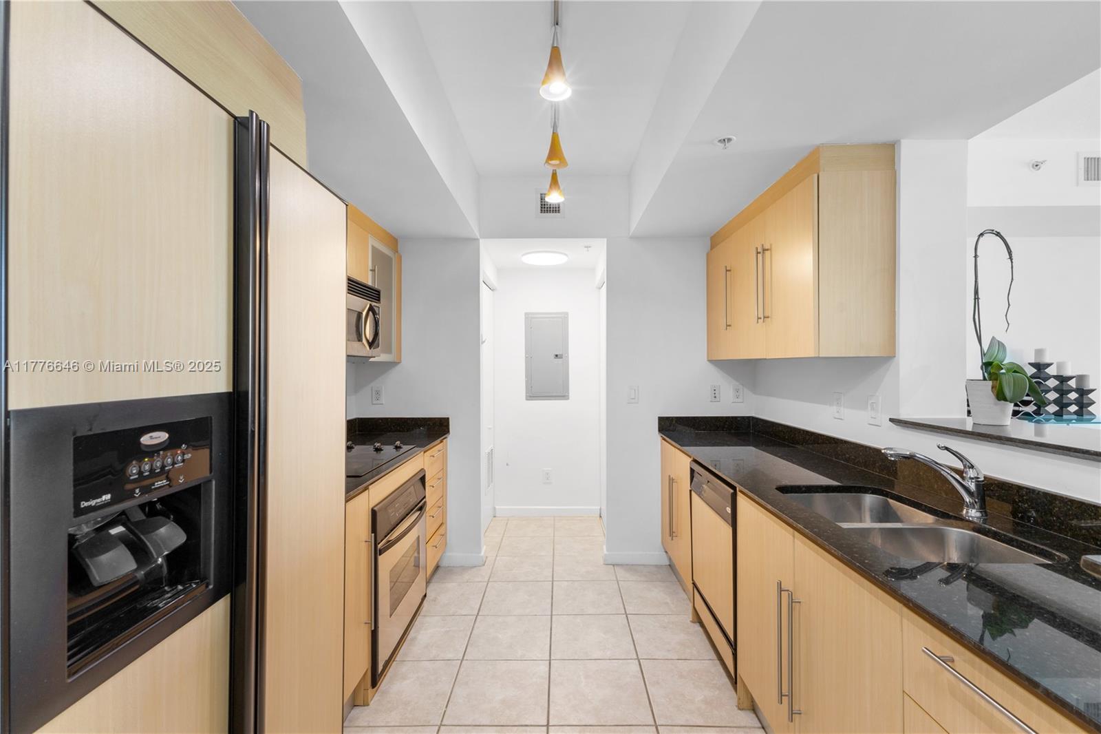 ONE MIAMI EAST - Residential Lease