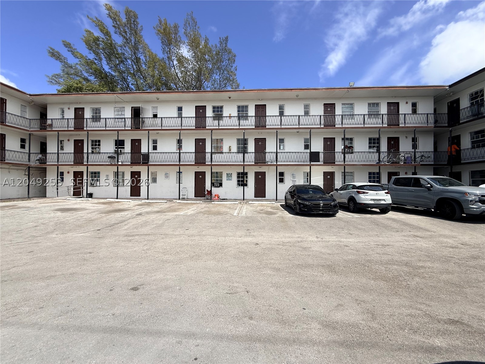 NORTH LIBERTY CITY - Residential Lease