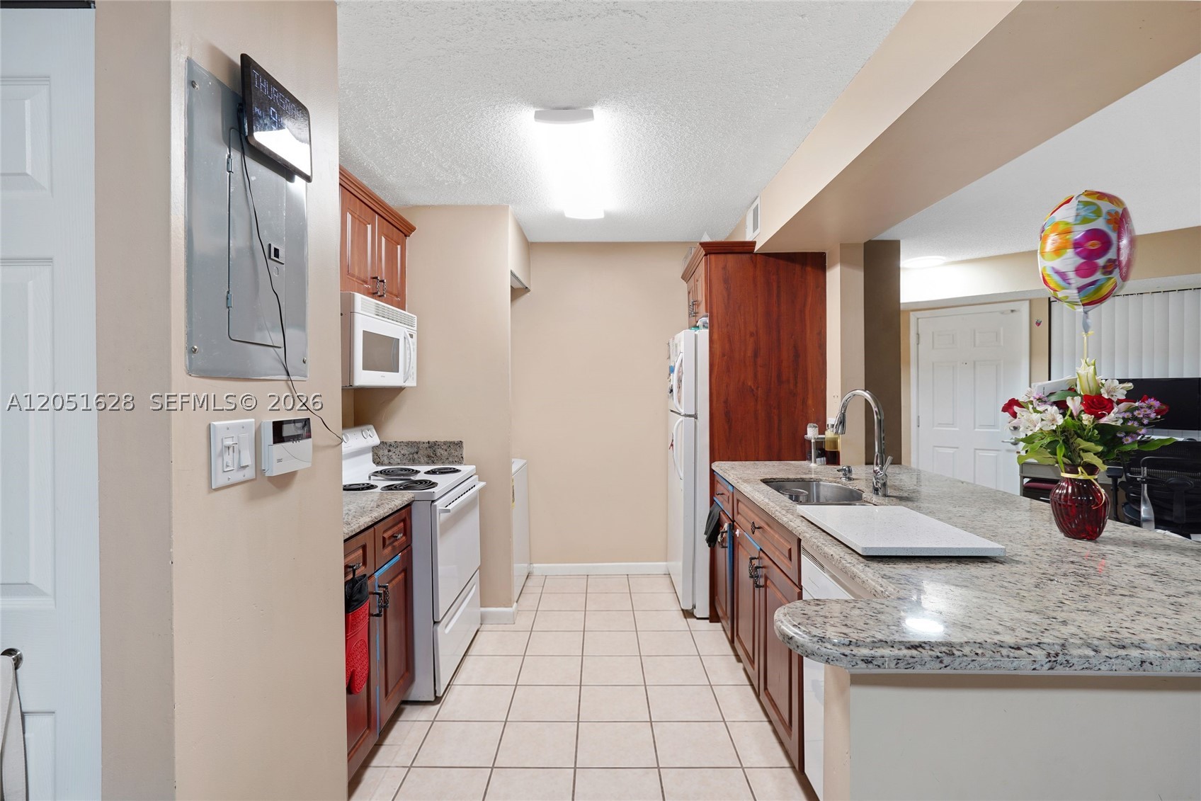 WINDMILL LAKES III CONDO - Residential Lease