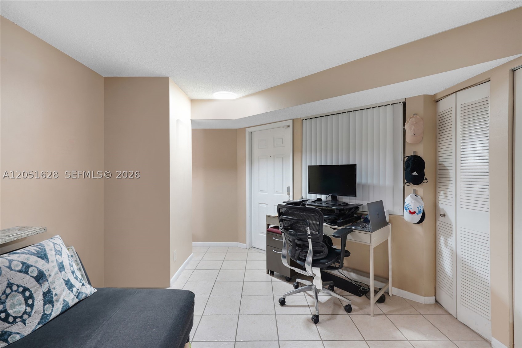 WINDMILL LAKES III CONDO - Residential Lease