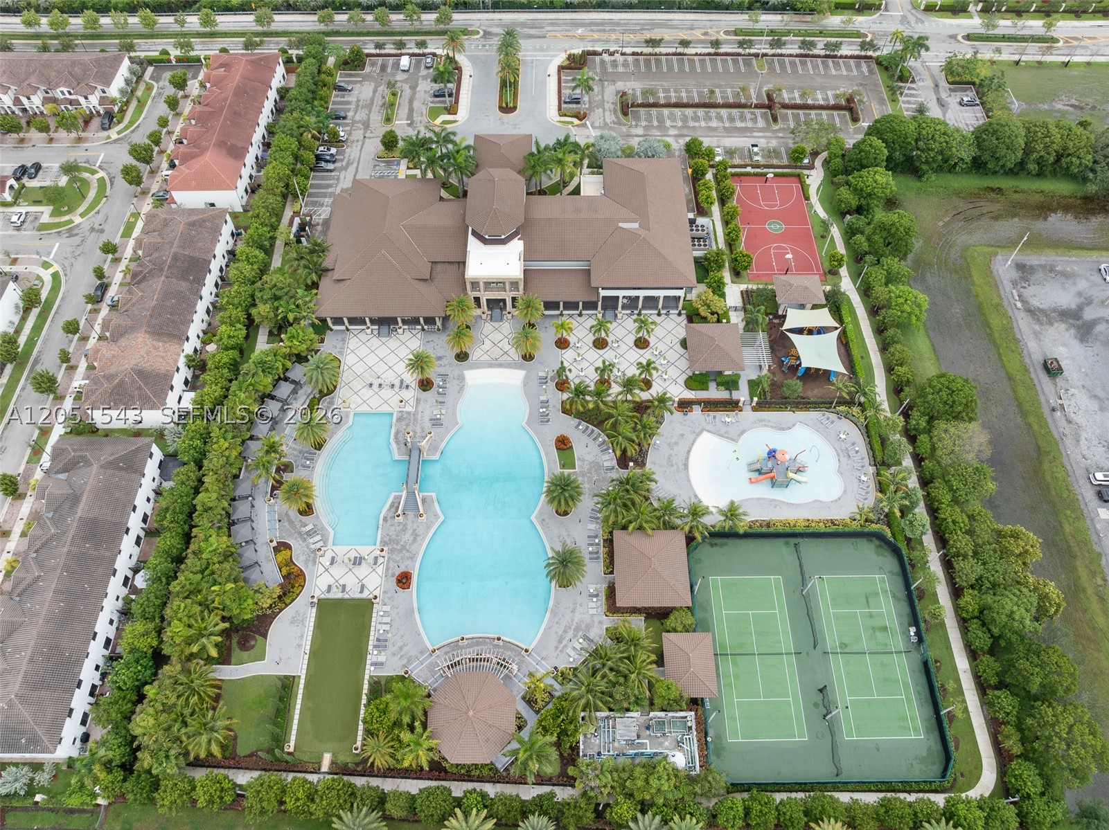 GRAND BAY COMMONS SOUTH - Residential