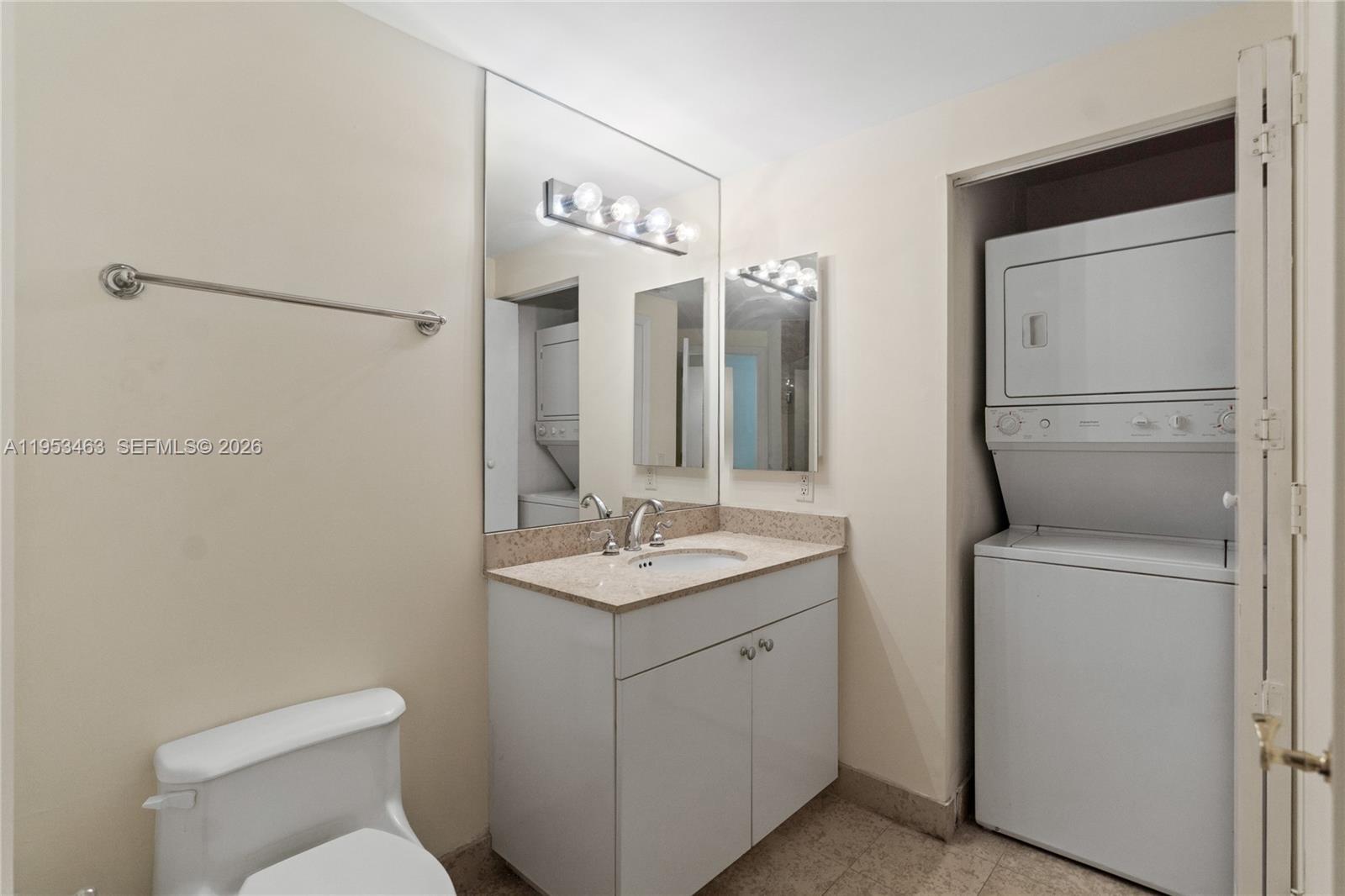 GREEN DIAMOND CONDO - Residential