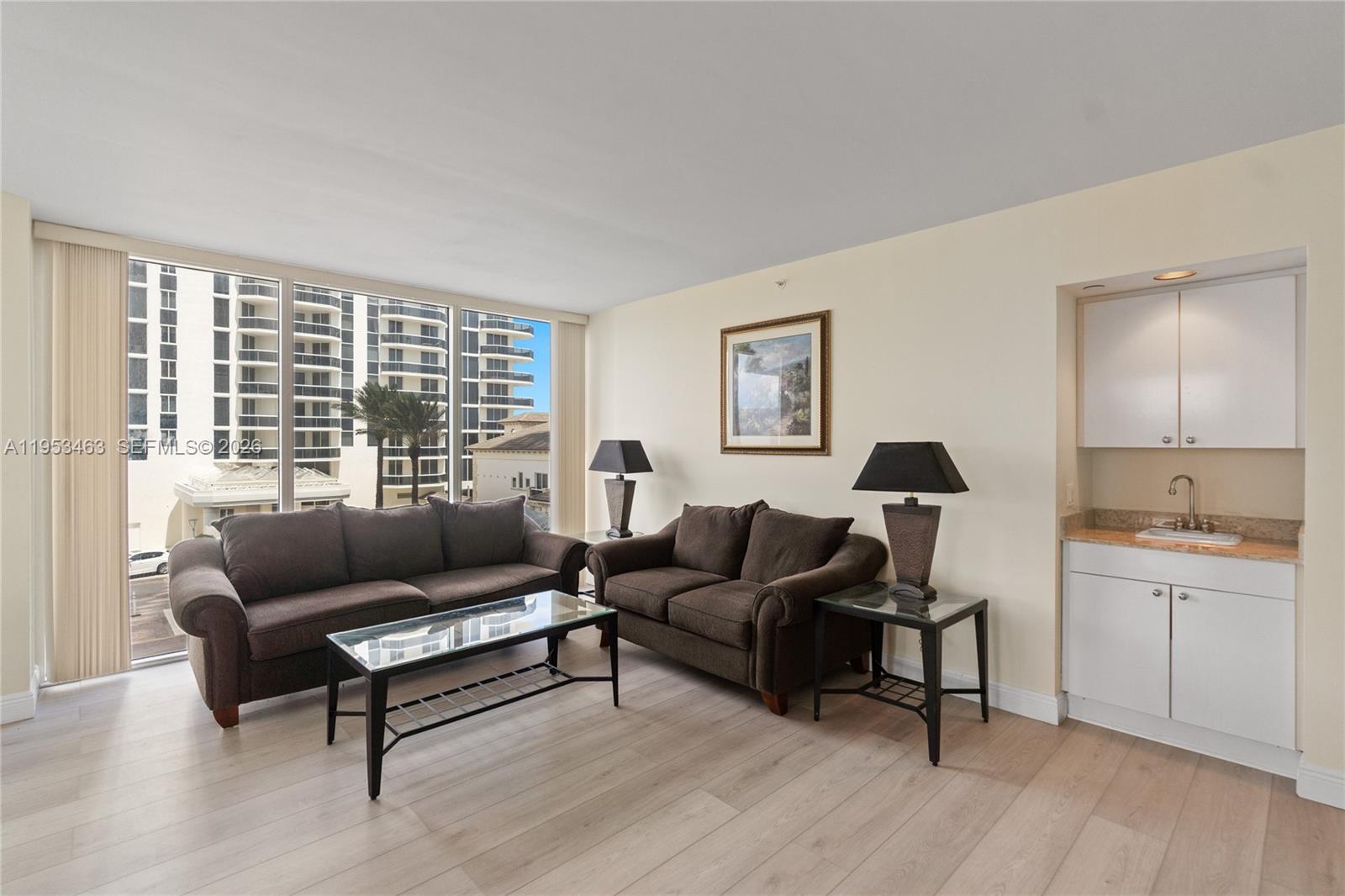 GREEN DIAMOND CONDO - Residential