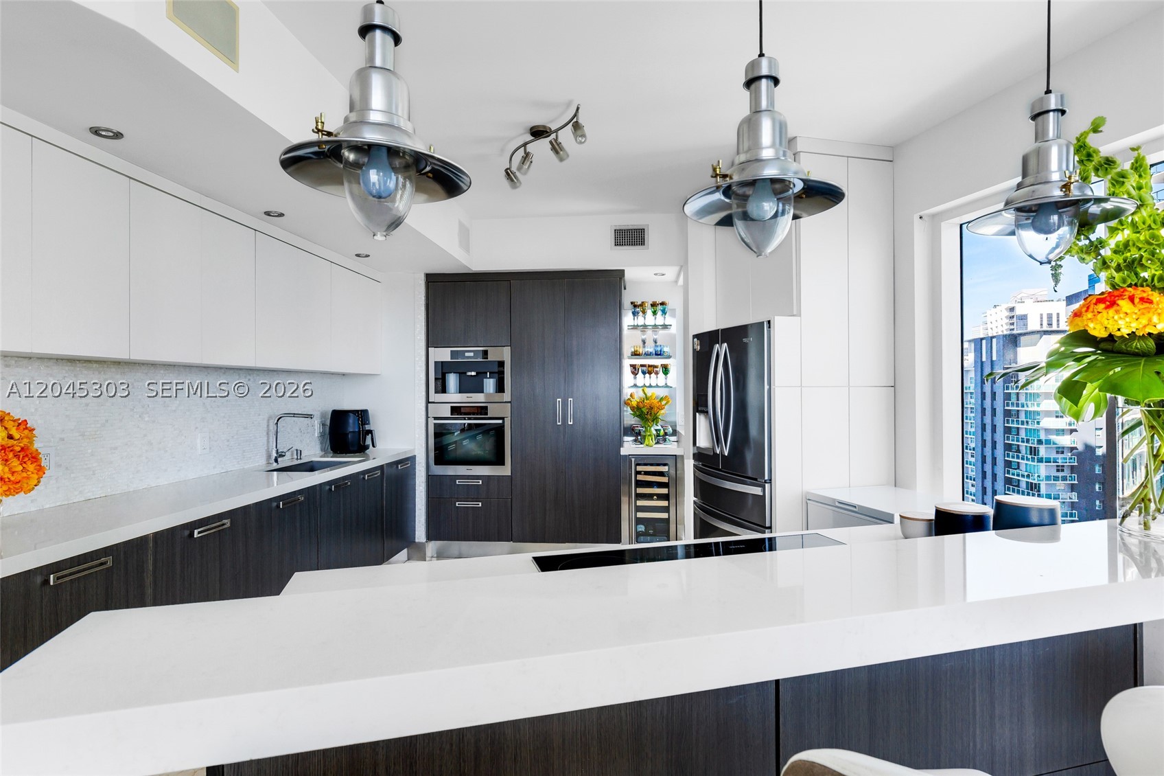 INFINITY AT BRICKELL COND - Residential