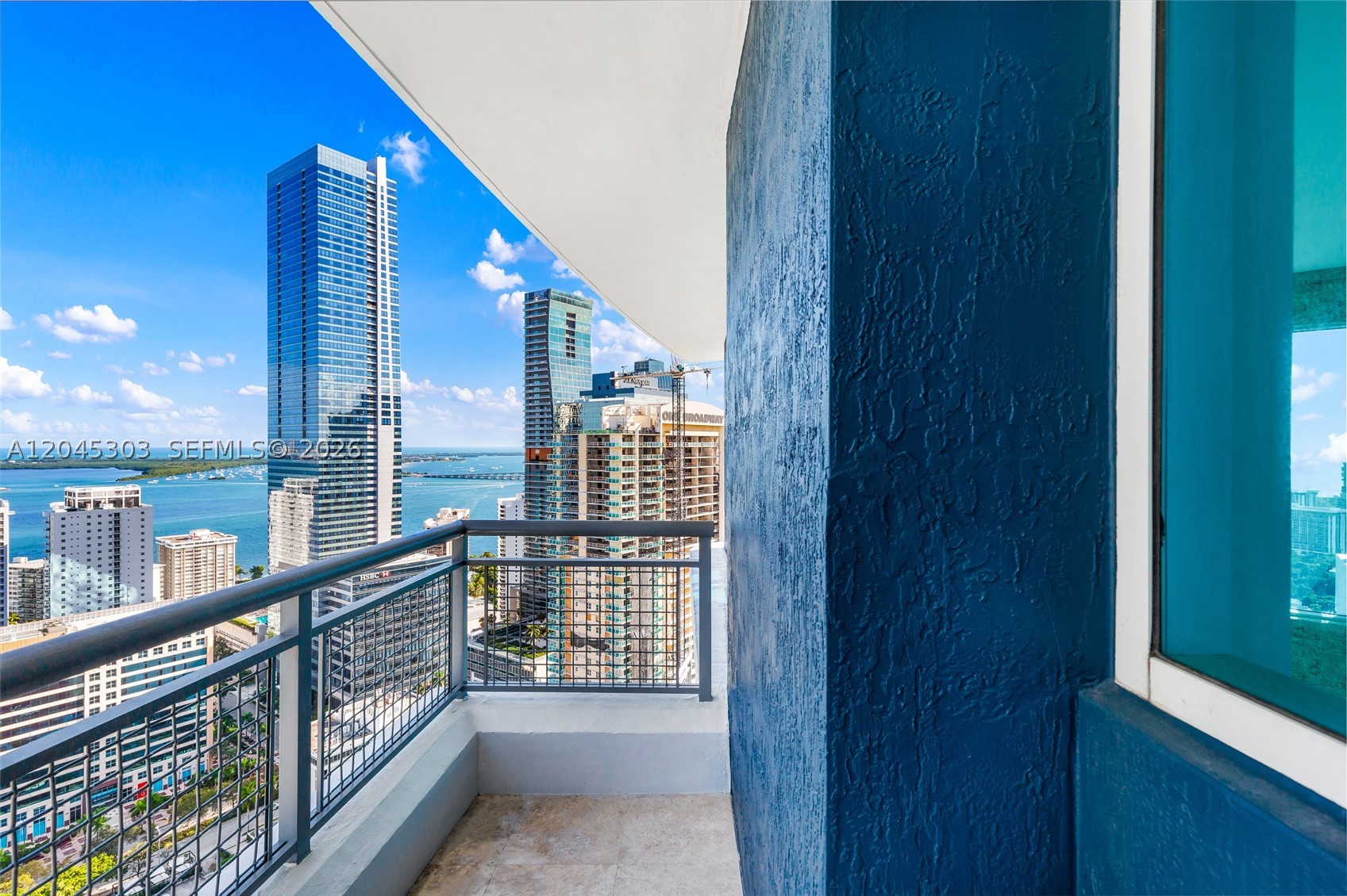 INFINITY AT BRICKELL COND - Residential