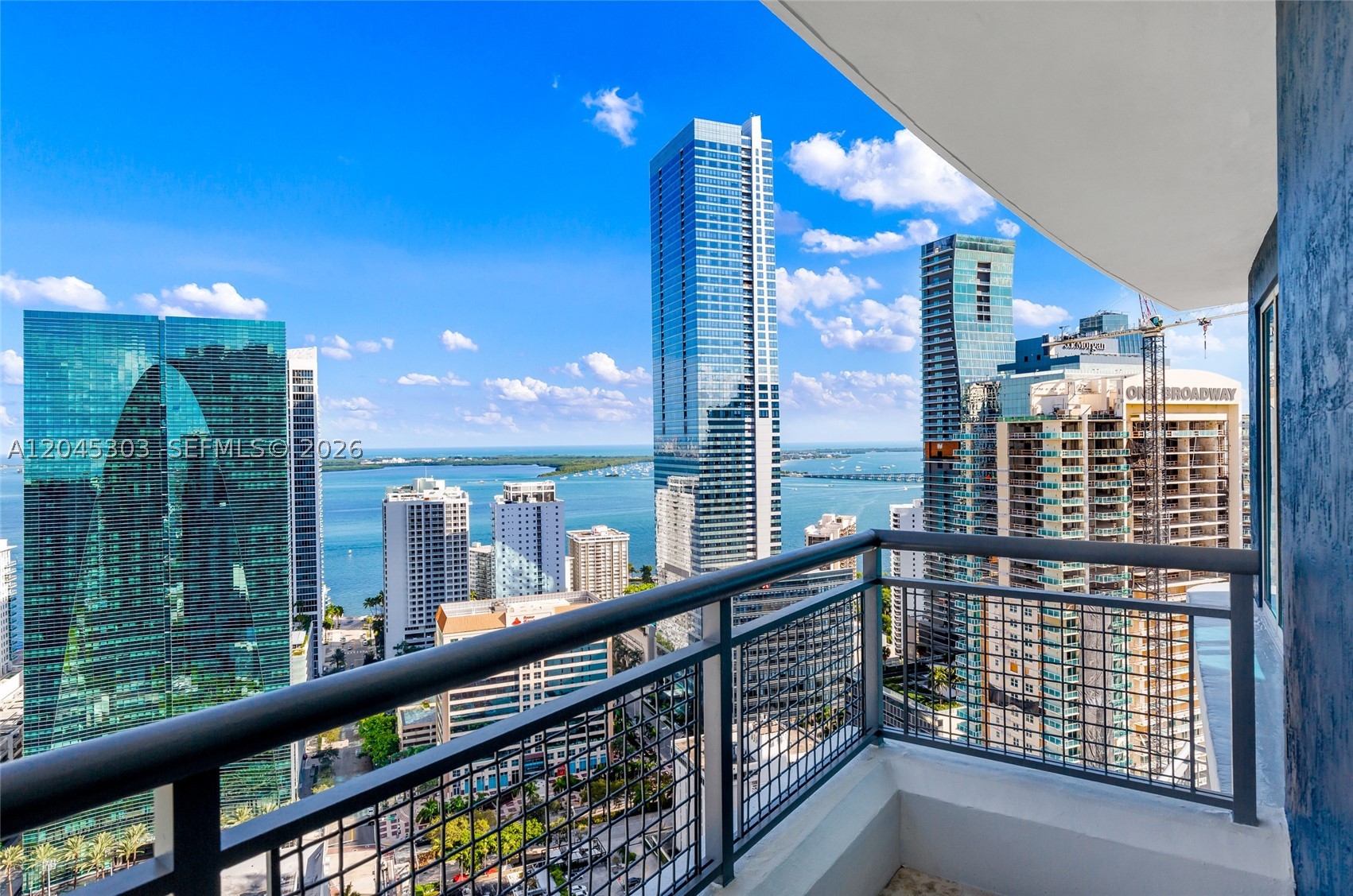 INFINITY AT BRICKELL COND - Residential