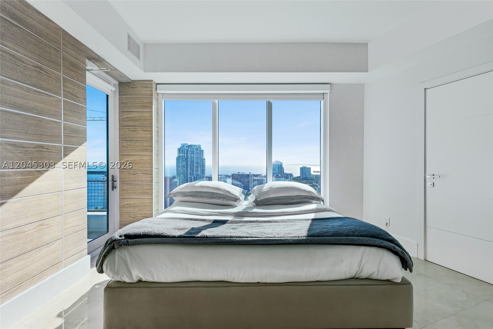 INFINITY AT BRICKELL COND - Residential