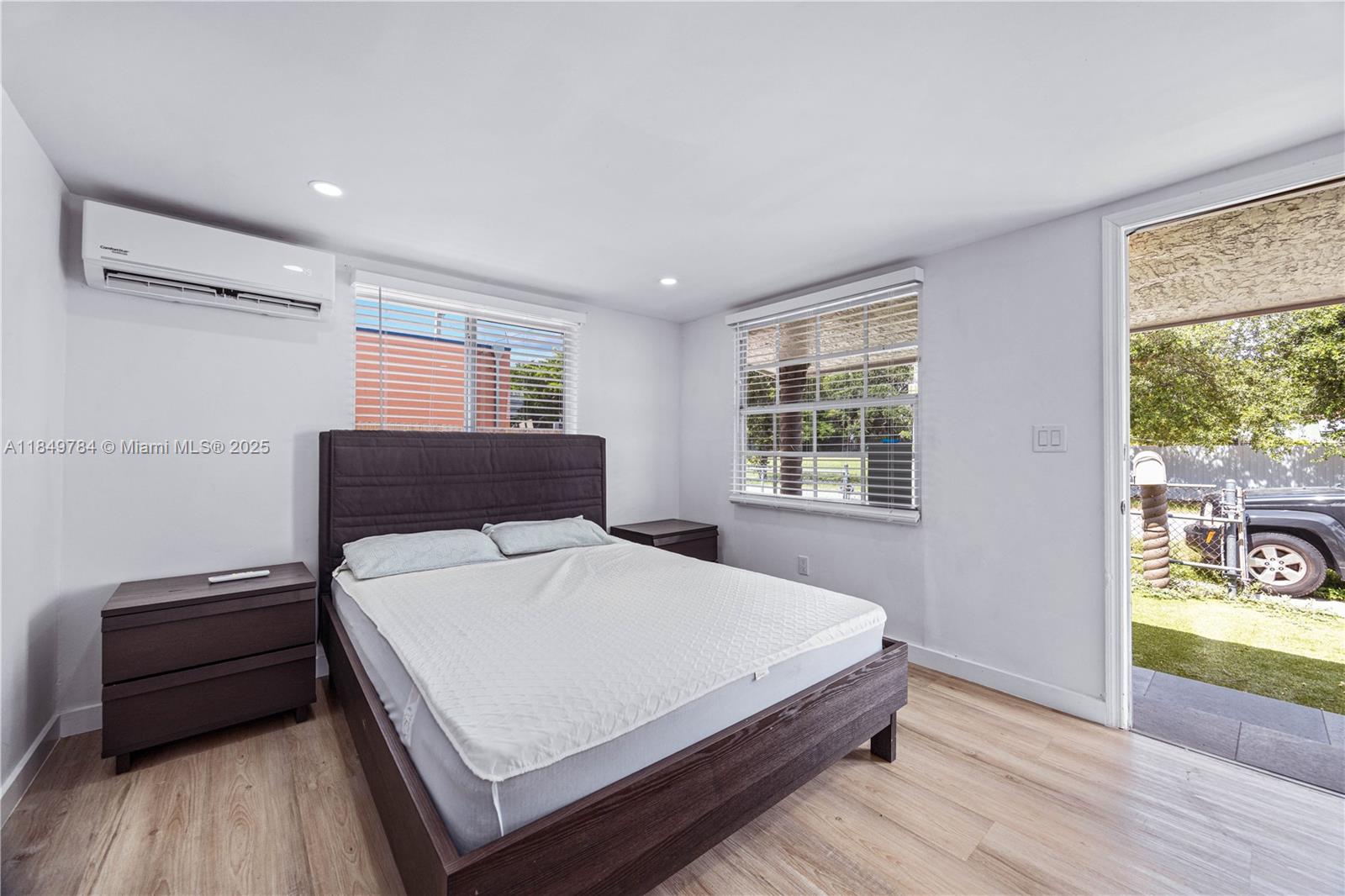 SEVENTH AVE PARK - Residential