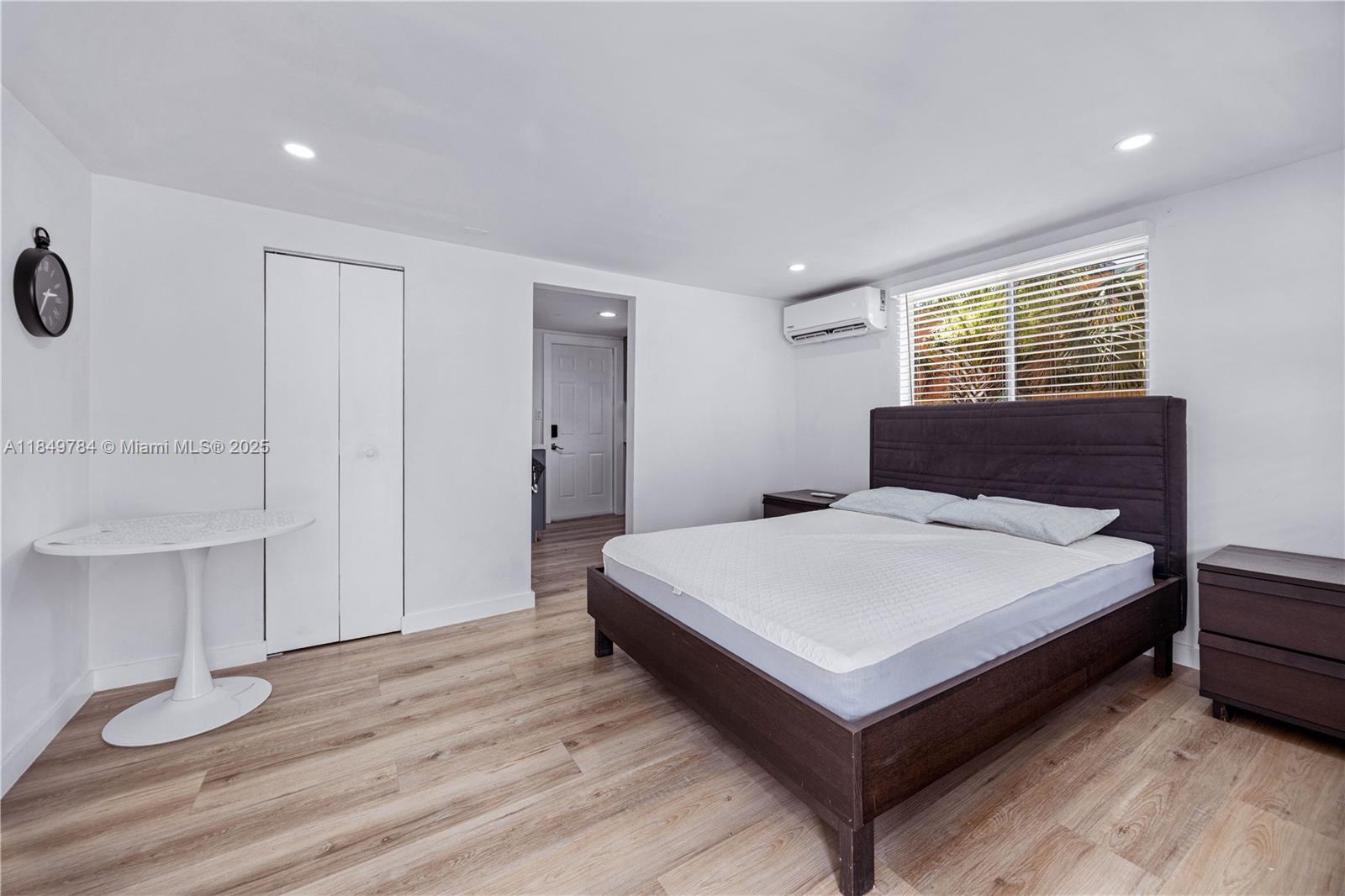 SEVENTH AVE PARK - Residential