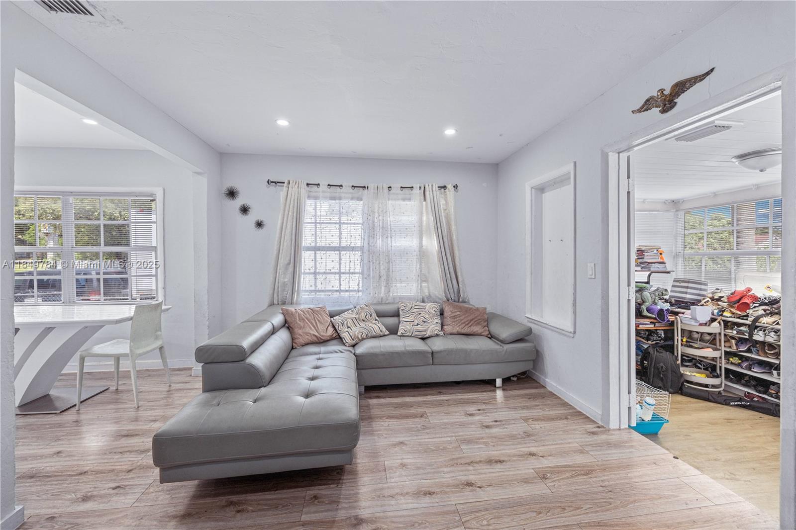 SEVENTH AVE PARK - Residential