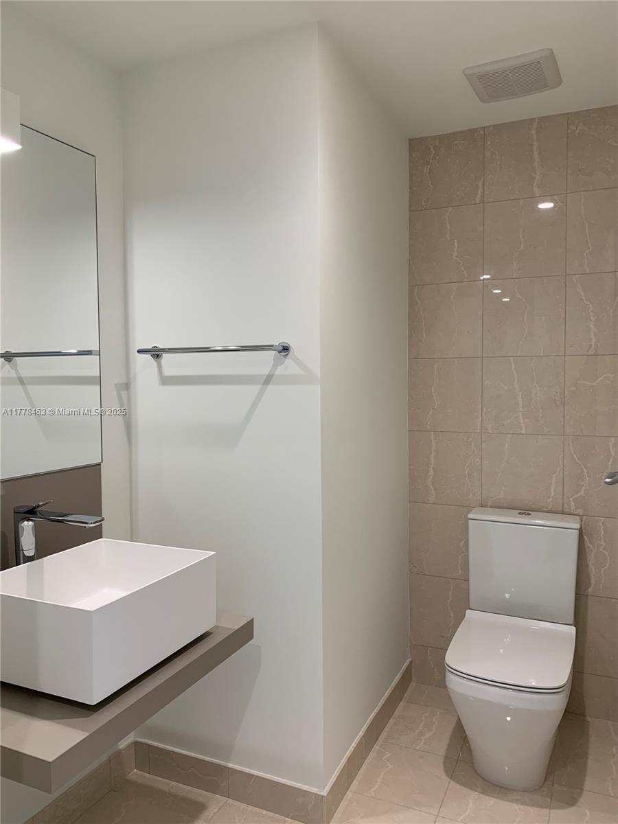 BRICKELL FLATIRON CONDO - Residential Lease