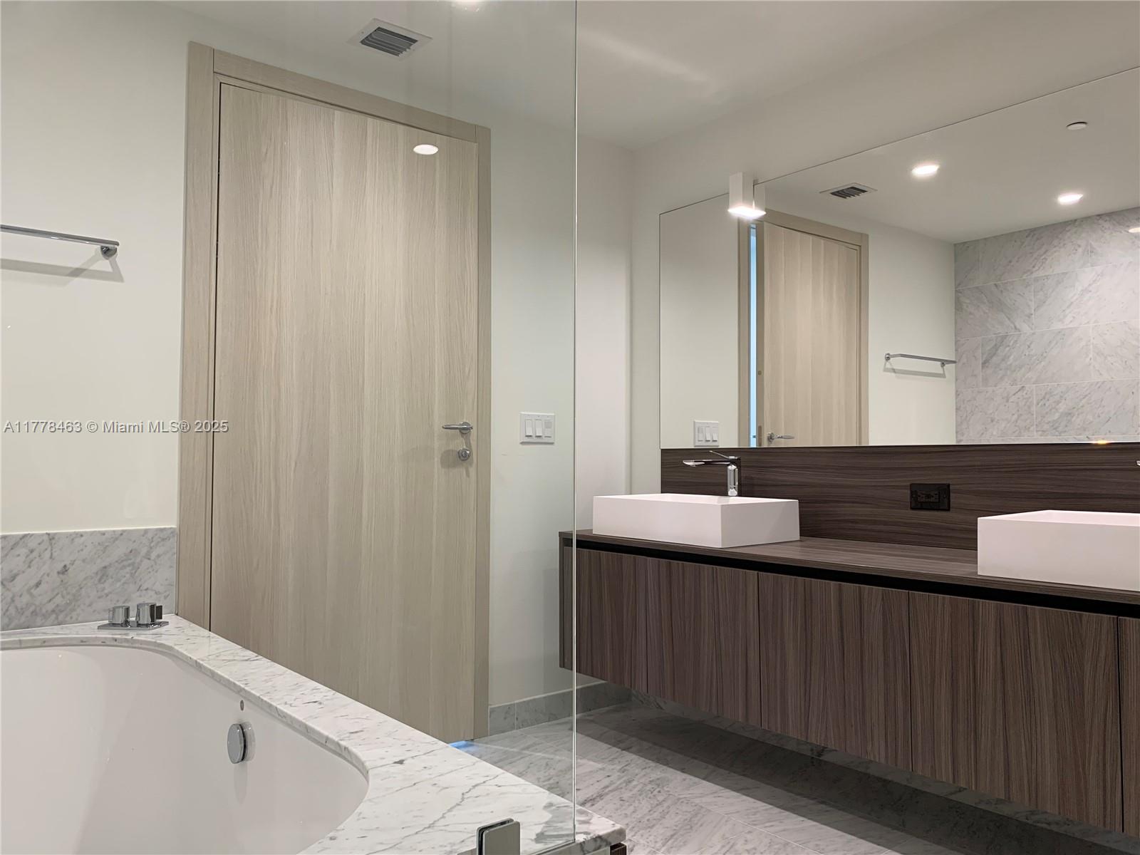 BRICKELL FLATIRON CONDO - Residential Lease