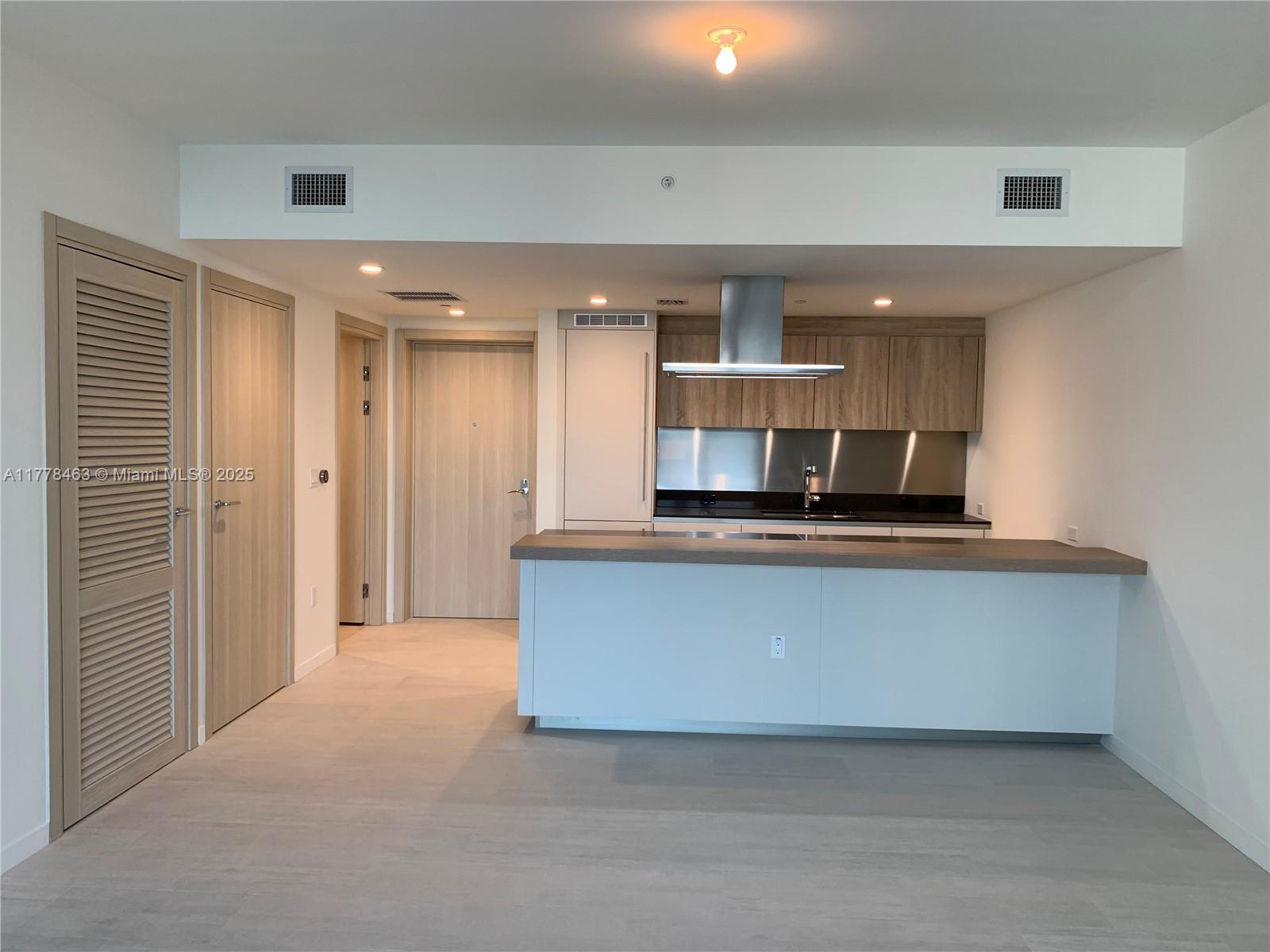 BRICKELL FLATIRON CONDO - Residential Lease