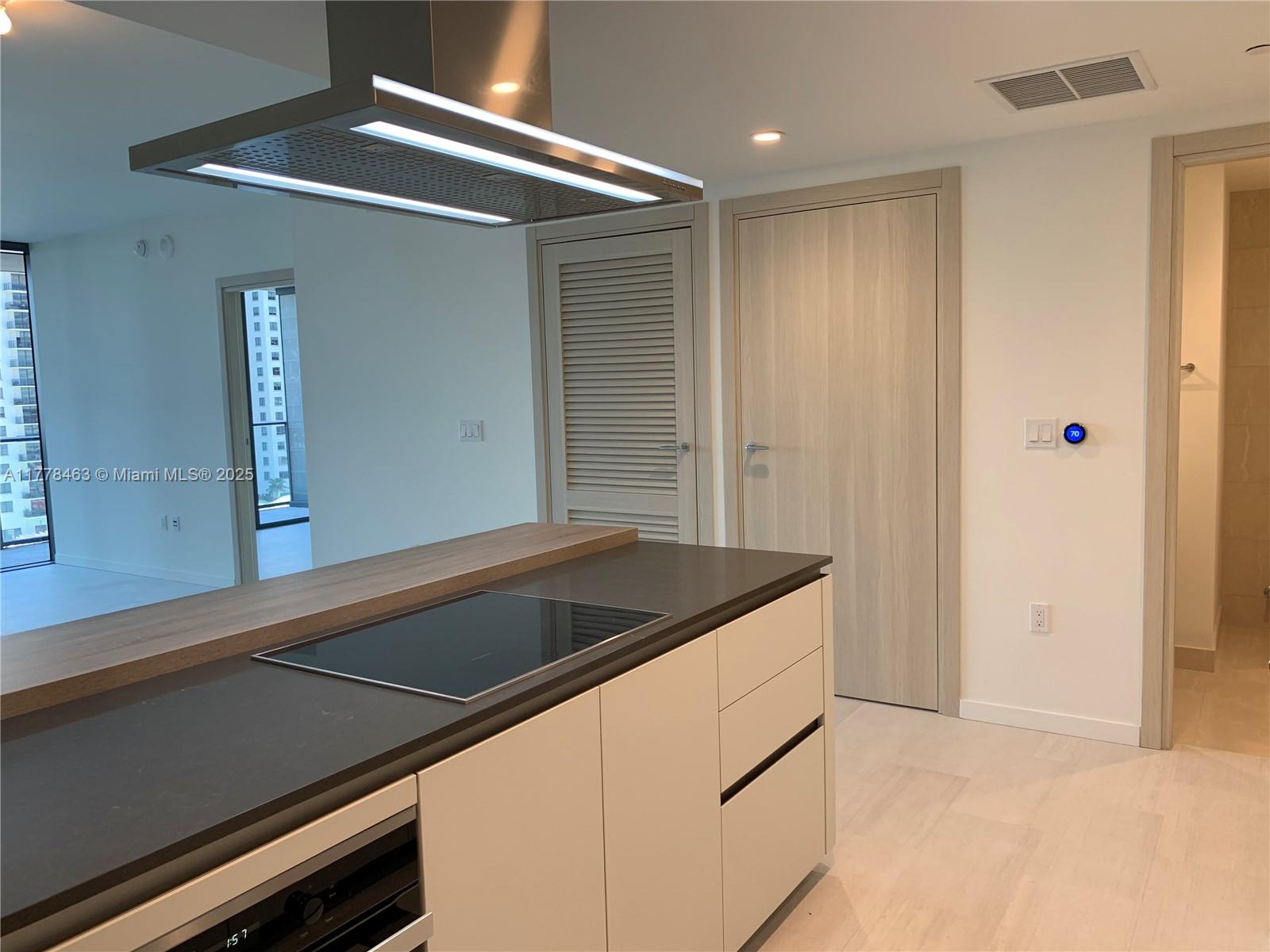 BRICKELL FLATIRON CONDO - Residential Lease