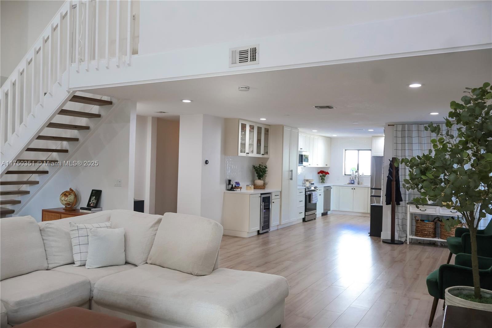 HARBOUR CLUB - Residential