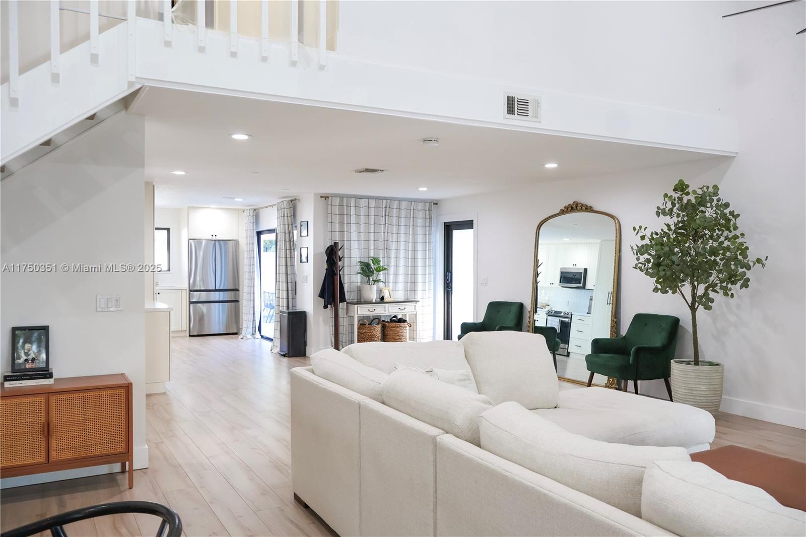 HARBOUR CLUB - Residential