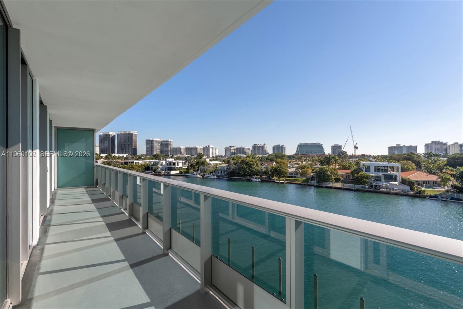 BAY HARBOR ISLAND - Residential